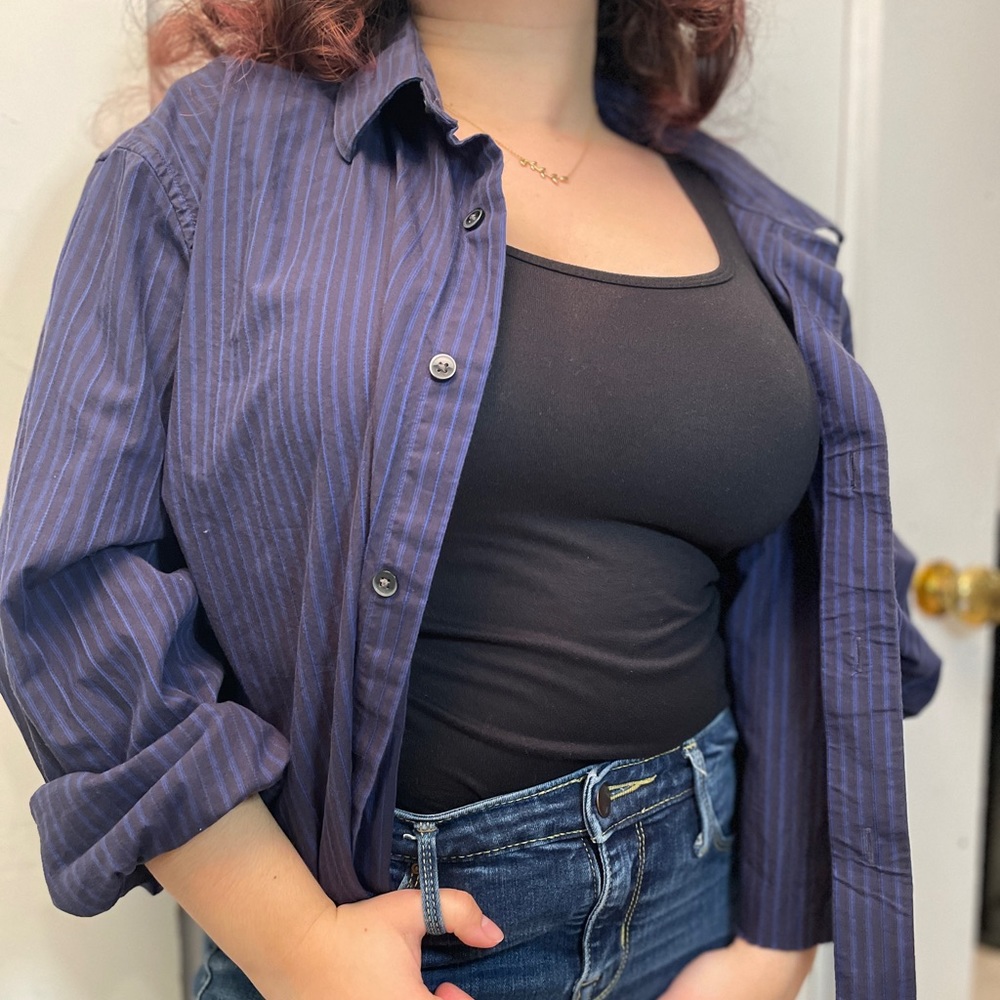 Dark blue and black striped cropped button up